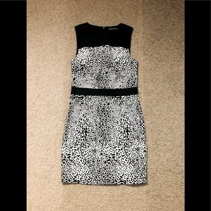 Suzy Shier Dress Sz S Sleeveless Classic Pencil Sheath